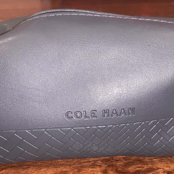COLE HAAN Handbags - COLE HAAN For AMERICAN AIRLINES Makeup Cosmetic Pouch gray Zip T4